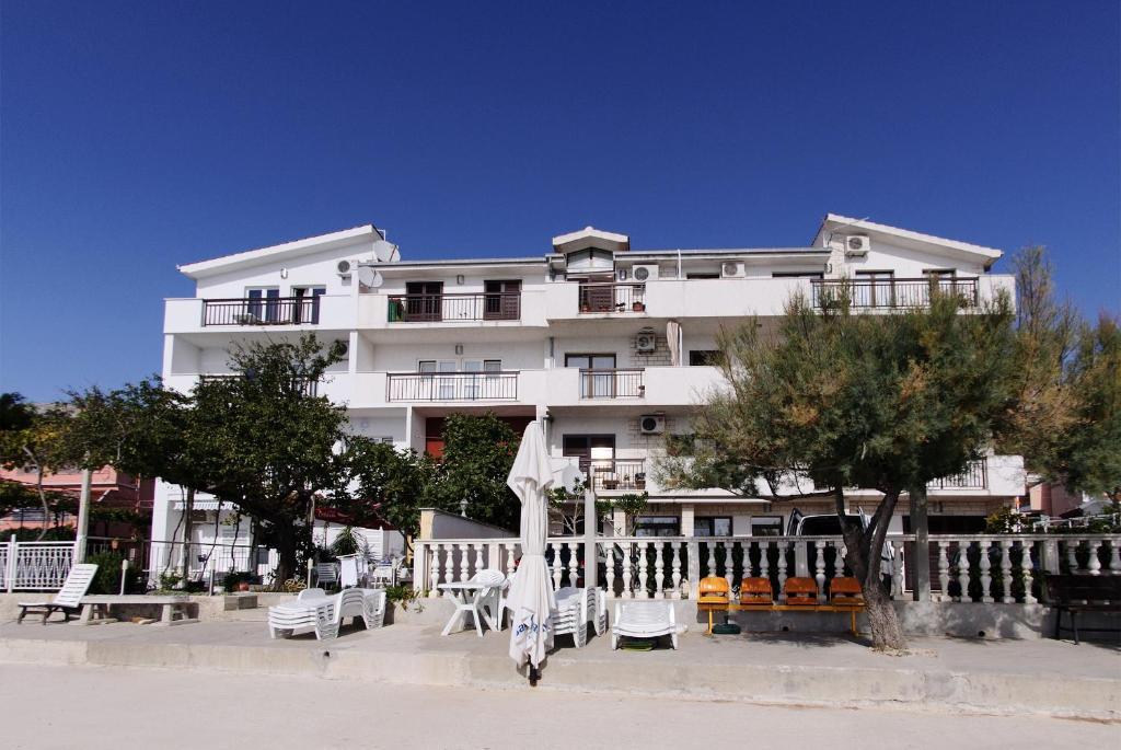 Apartments Petricevic Podstrana Exterior photo
