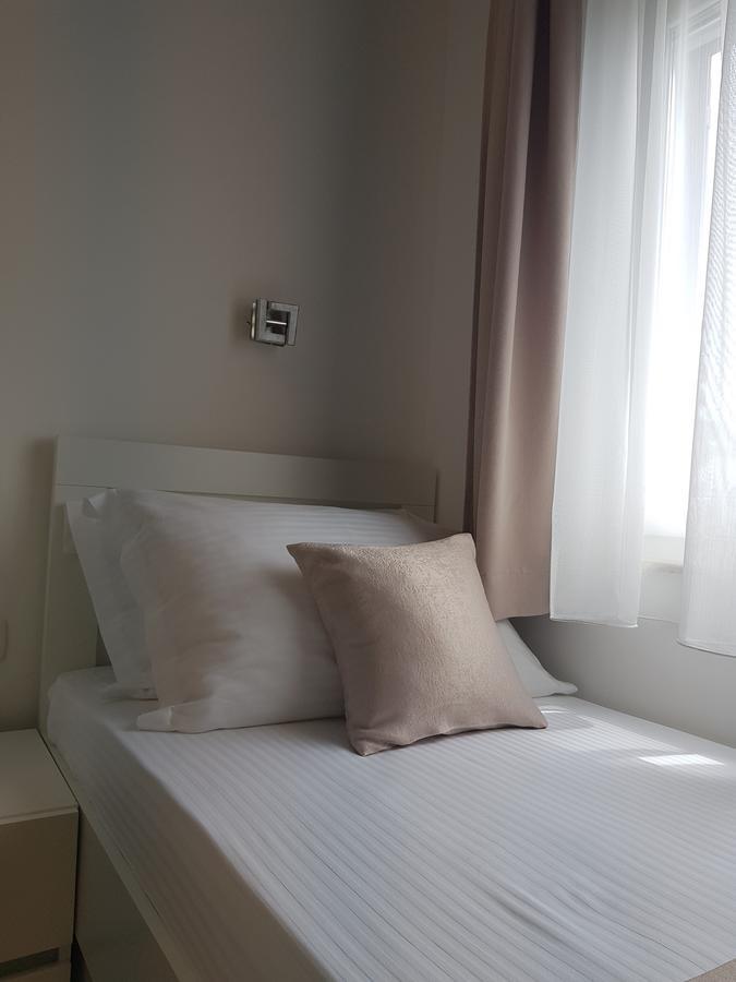 Apartments Petricevic Podstrana Exterior photo