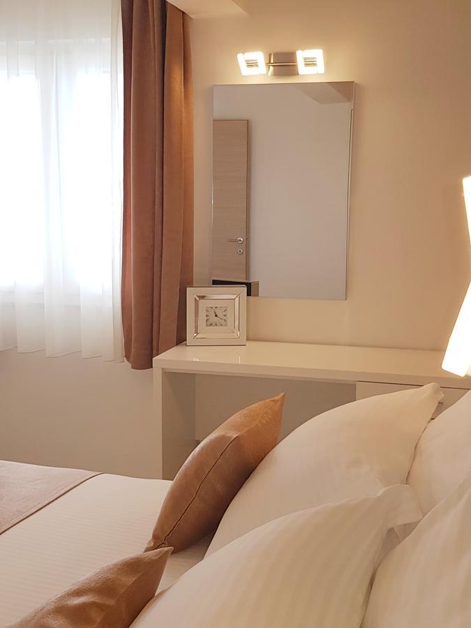 Apartments Petricevic Podstrana Exterior photo
